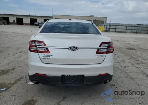 2015 Ford Taurus Limited z USA, uszkodzony, nr VIN 1FAHP2F86FG142205